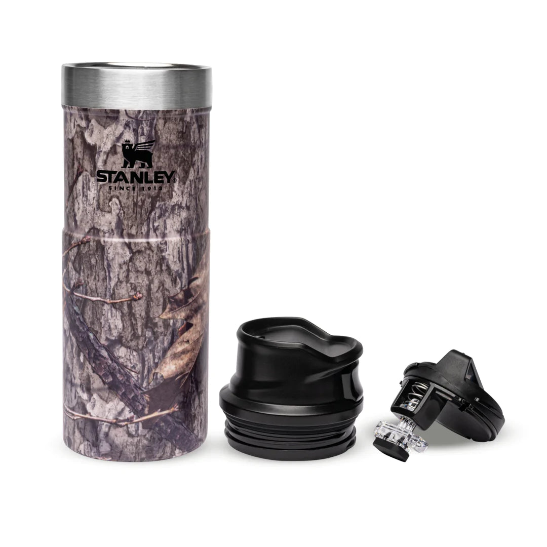 Stanley Classic Trigger-Action Travel Mug | 0.47L | Country DNA